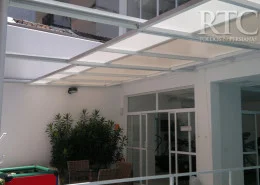 cobertura-em-policarbonato-retratil-2